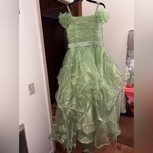 Elegant Green Girls Dress